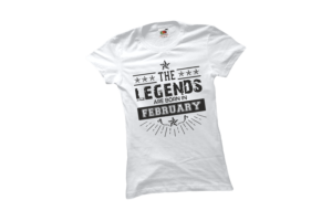 The legend sare born in February szülinapi női fekete póló minta termék kép